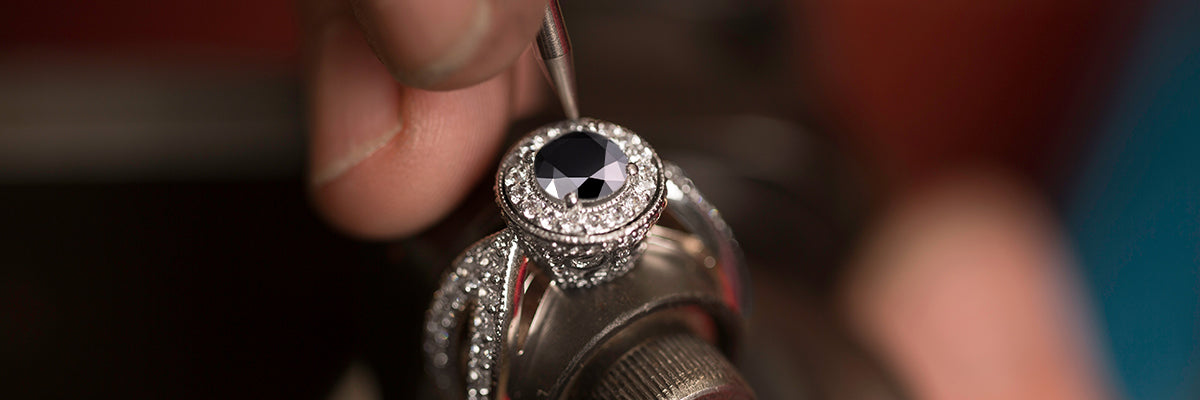 How to Choose the Right Setting for Your Black Diamond Ring: A Comprehensive Guide