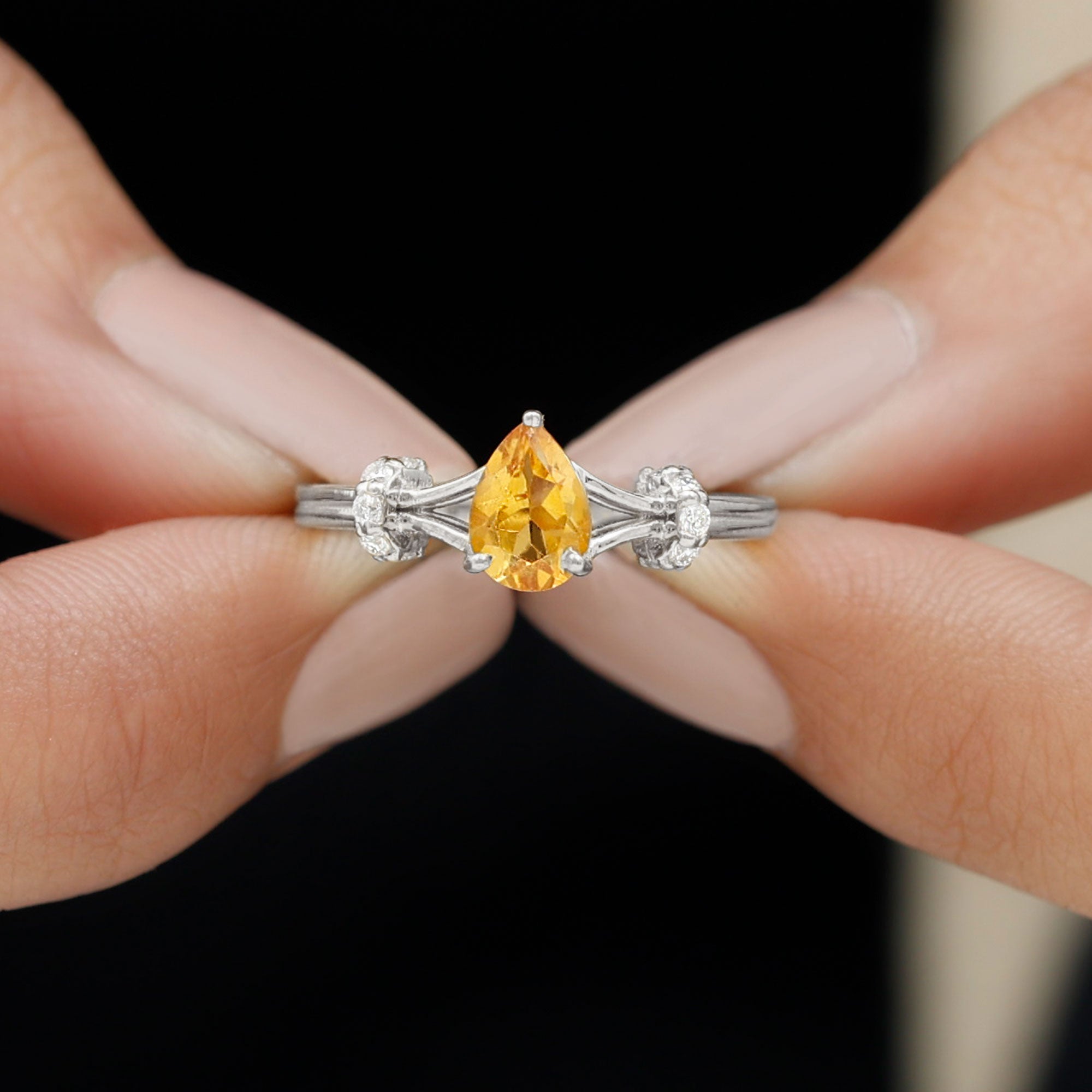 Pear Shape Citrine and Diamond Solitaire Ring in Split Shank Citrine - ( AAA ) - Quality - Rosec Jewels