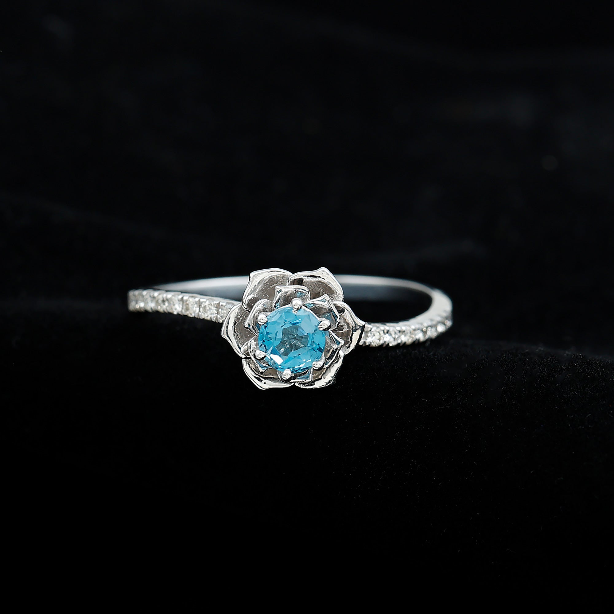 1/2 CT London Blue Topaz and Diamond Flower Engagement Ring London Blue Topaz - ( AAA ) - Quality - Rosec Jewels